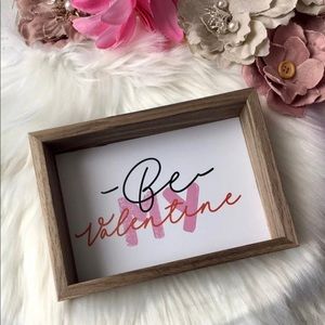 🆕 Farmhouse Be My Valentine Wood Sign Decor